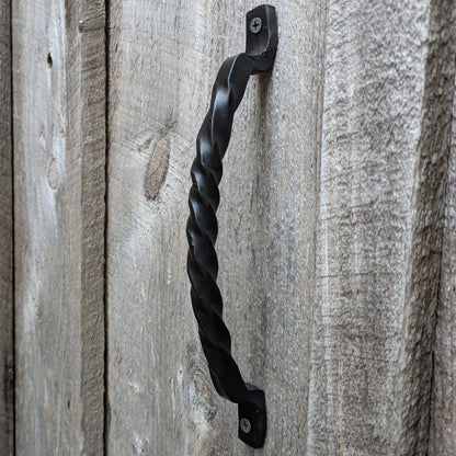 Single Curved Twisted Hand Forged Handle