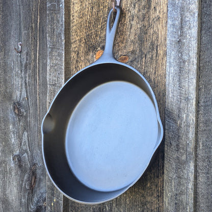 Ward's Cast Iron 1432 Skillet Size #8. Made by Wagner Ware for Montgomery Ward