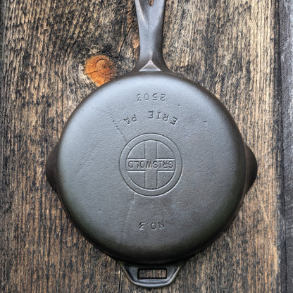 Griswold #3 Cast Iron Skillet with Small Block Logo and Hinge Tab 2503