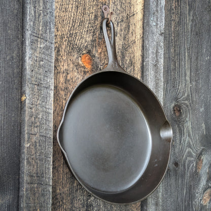 Griswold #8 Large Block Logo Cast Iron Skillet Smooth Bottom 704 C