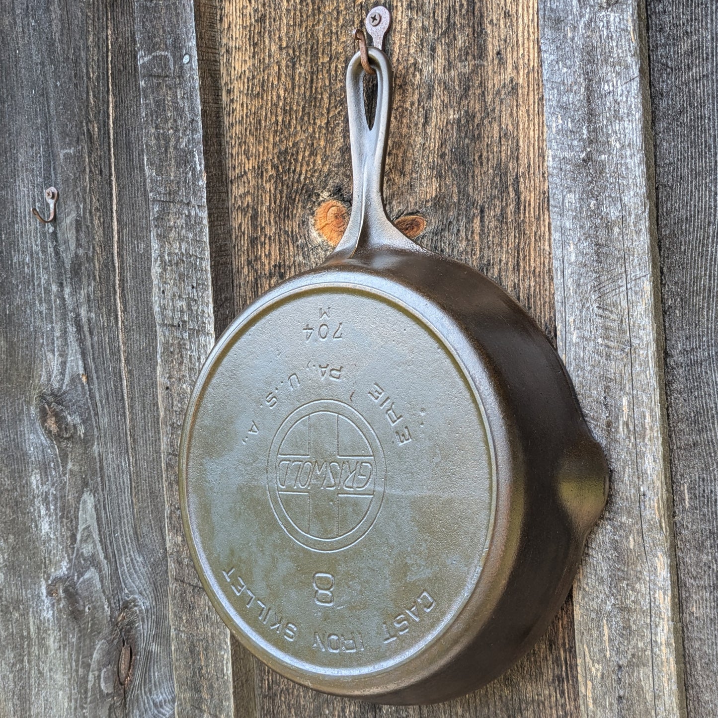 Vintage Griswold #8 Slant EPU Cast Iron Skillet 704 M