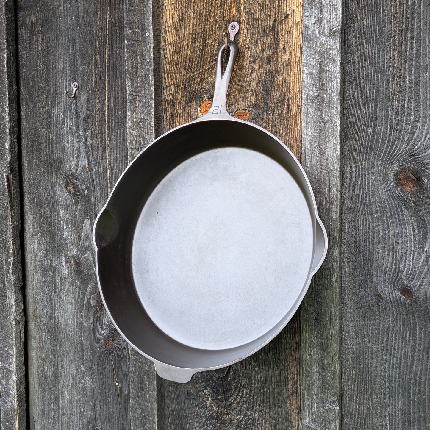 Griswold #12 Cast Iron Skillet with Large Block Logo and Heat Ring