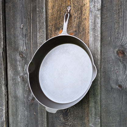 Griswold #12 Cast Iron Skillet with Large Block Logo and Heat Ring