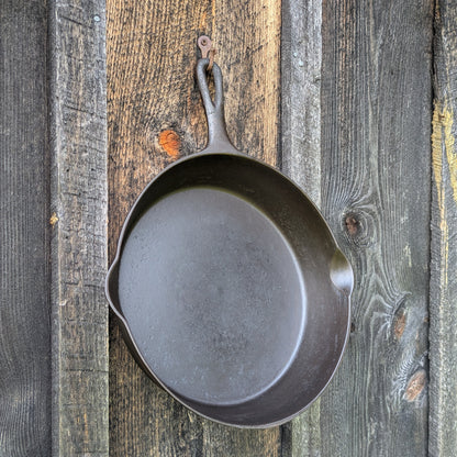Favorite Piqua Ware #9 Cast Iron Skillet with Smiley logo and Heat Ring