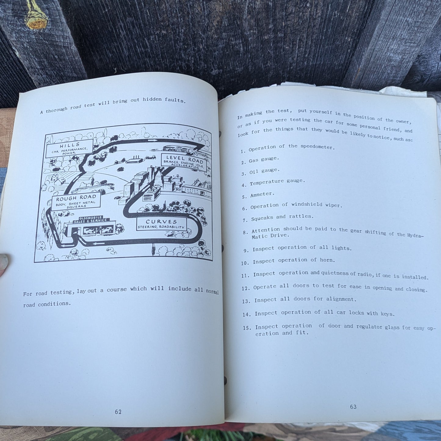 1941 Oldsmobile Mechanical Schools Service Manual for Special Series, Dynamic Cruiser, and Custom Cruiser Models