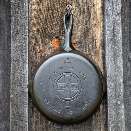 Vintage Griswold #6 Cast Iron Skillet with Large Block Logo 699 J