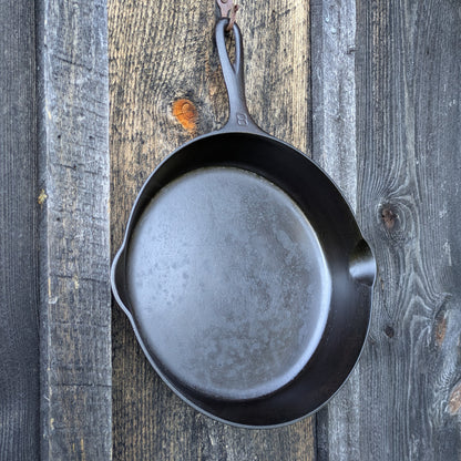 Griswold #8 Large Block Logo Cast Iron Skillet Smooth Bottom 704 G