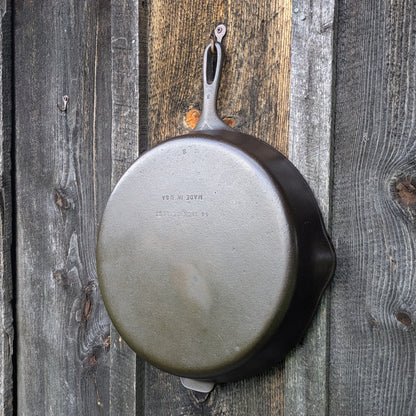 Vintage Unmarked Wagner Ware #12 Cast Iron Skillet 14 Inch