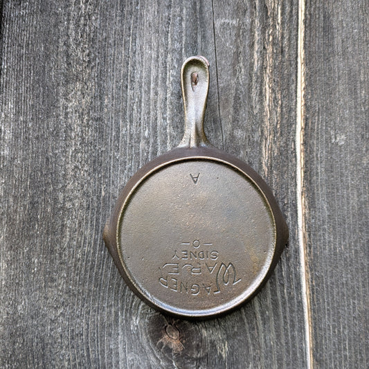 Wagner Ware Cast Iron Toy Skillet Size 0 Sidney Ohio