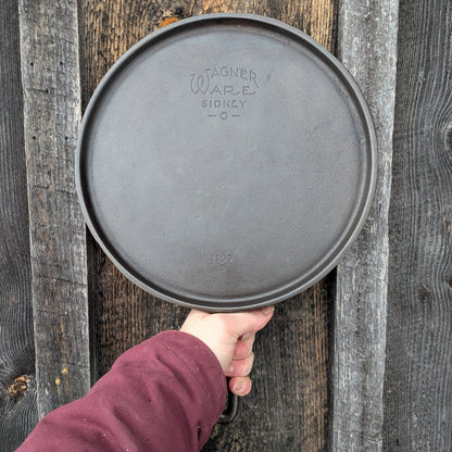Wagner Ware Cast Iron Skillet Griddle #9 1109 D
