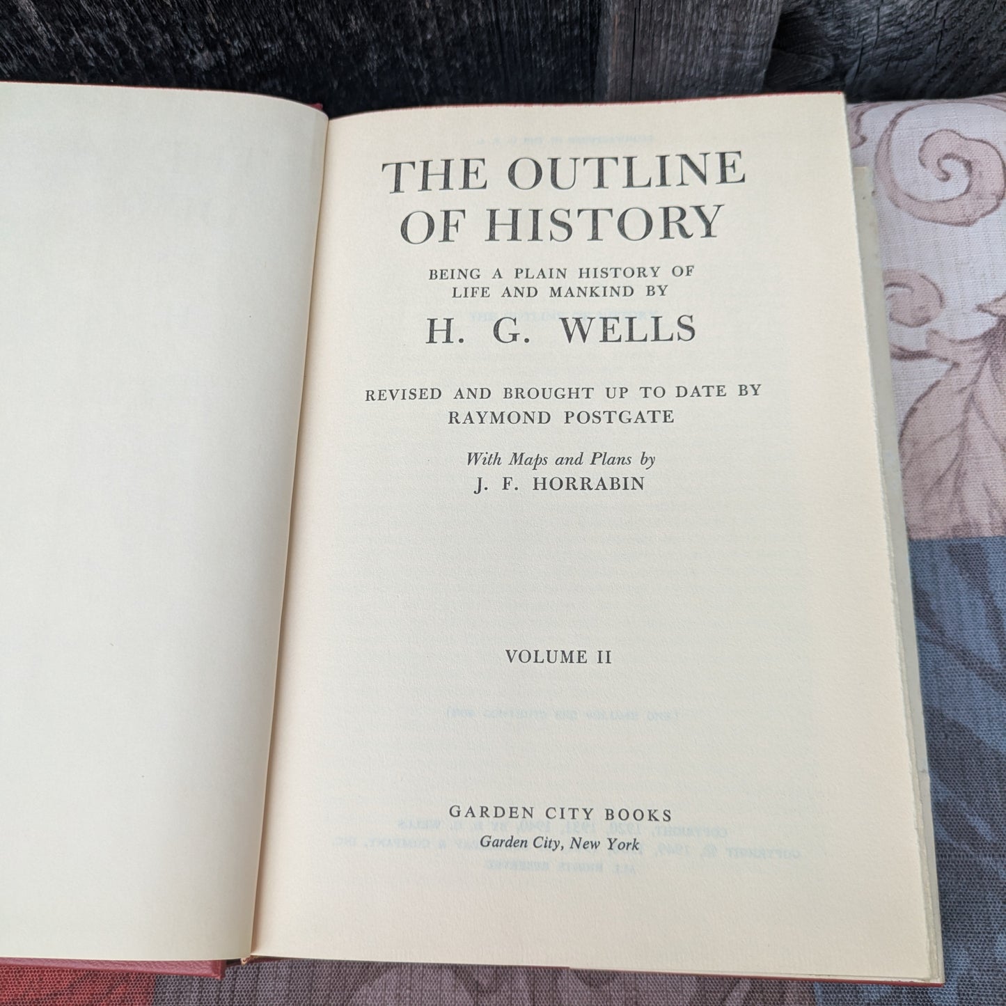 The Outline of History: The Whole Story of Man by H. G. Wells, 2 Volume Set