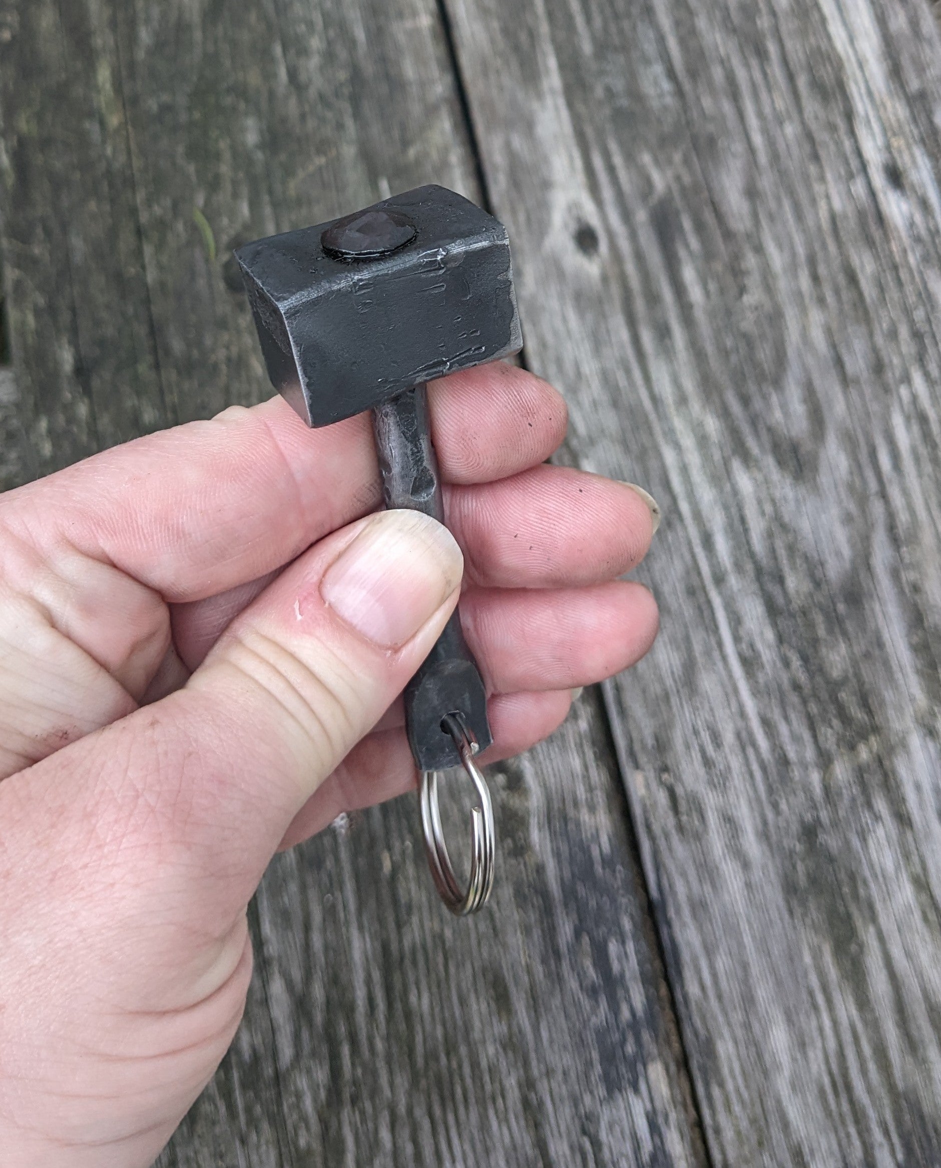 Thor hammer hot sale keychain original