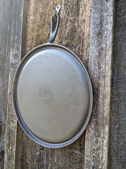 Griswold #9 Handle Griddle Cast Iron Skillet 609 Small Block Logo
