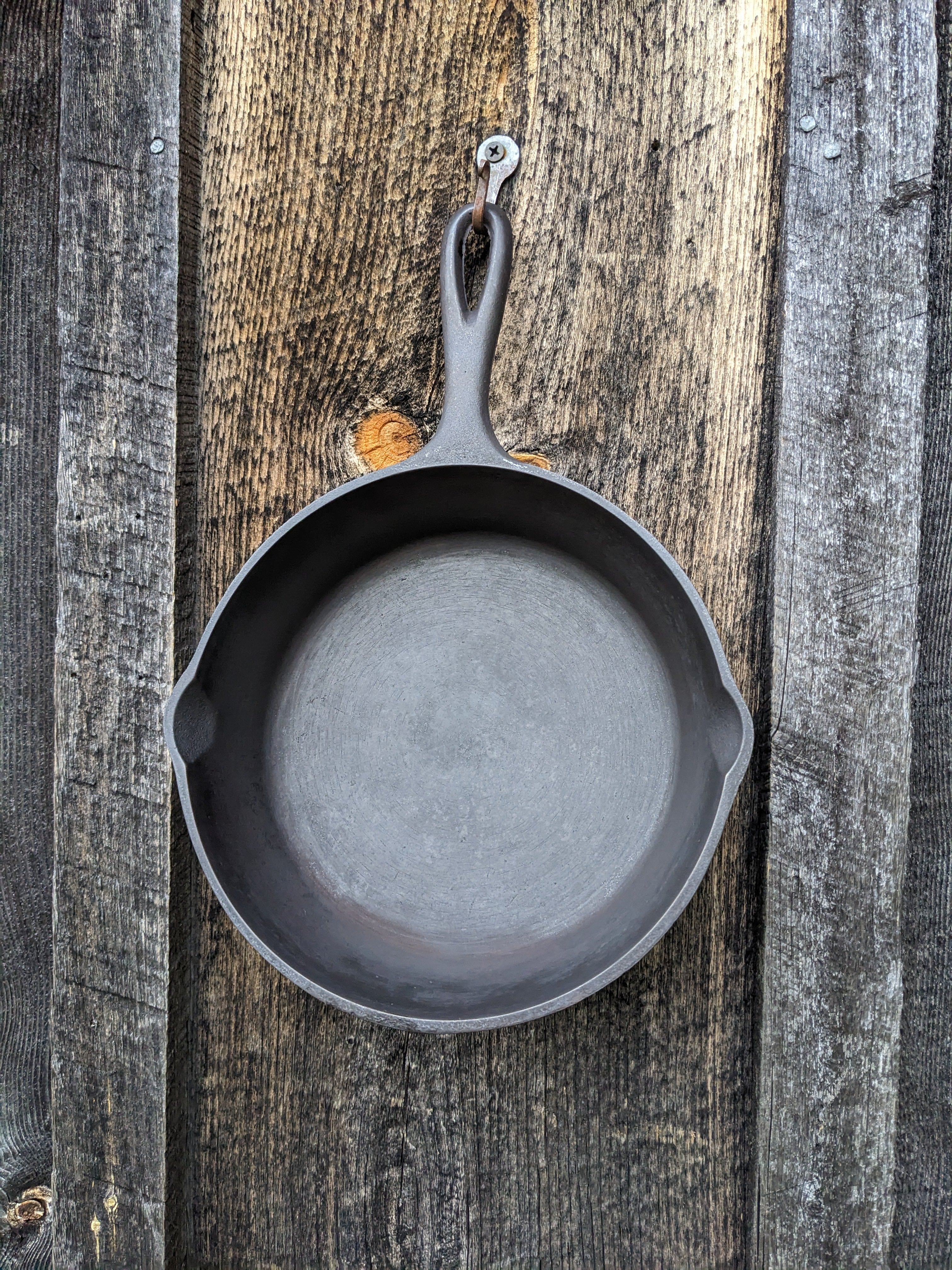 Vintage 3 Notch Lodge #5 Cast Iron Skillet – The Forge at Pleasant